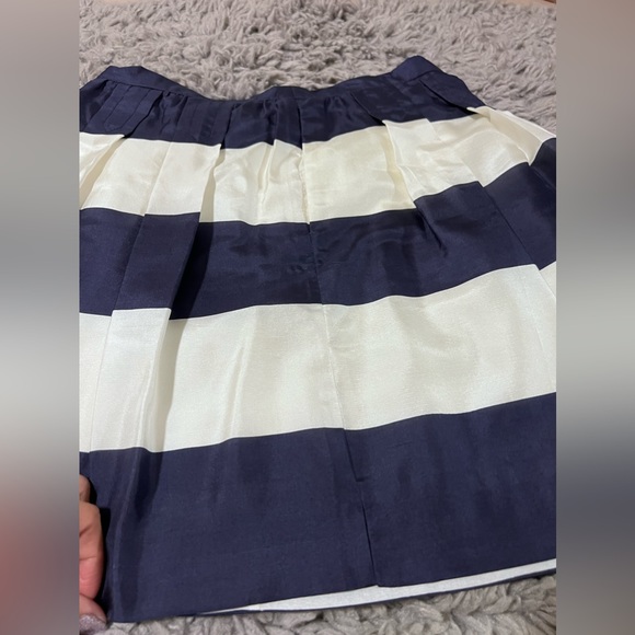 J.Crew Skirt Womens size 0 Blue White Striped Silk Lightweight Mini skirt - Picture 2 of 8